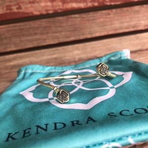 Kendra Scott Bracelet. Dark grey druzy stones.